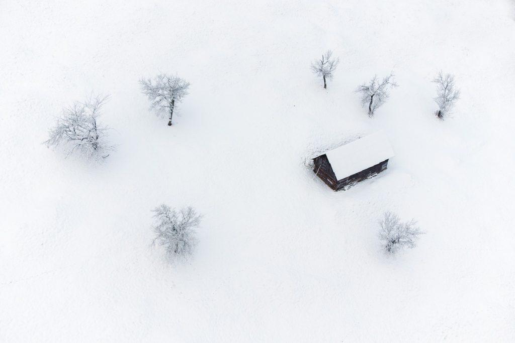 minimalism in satul pestera brasov