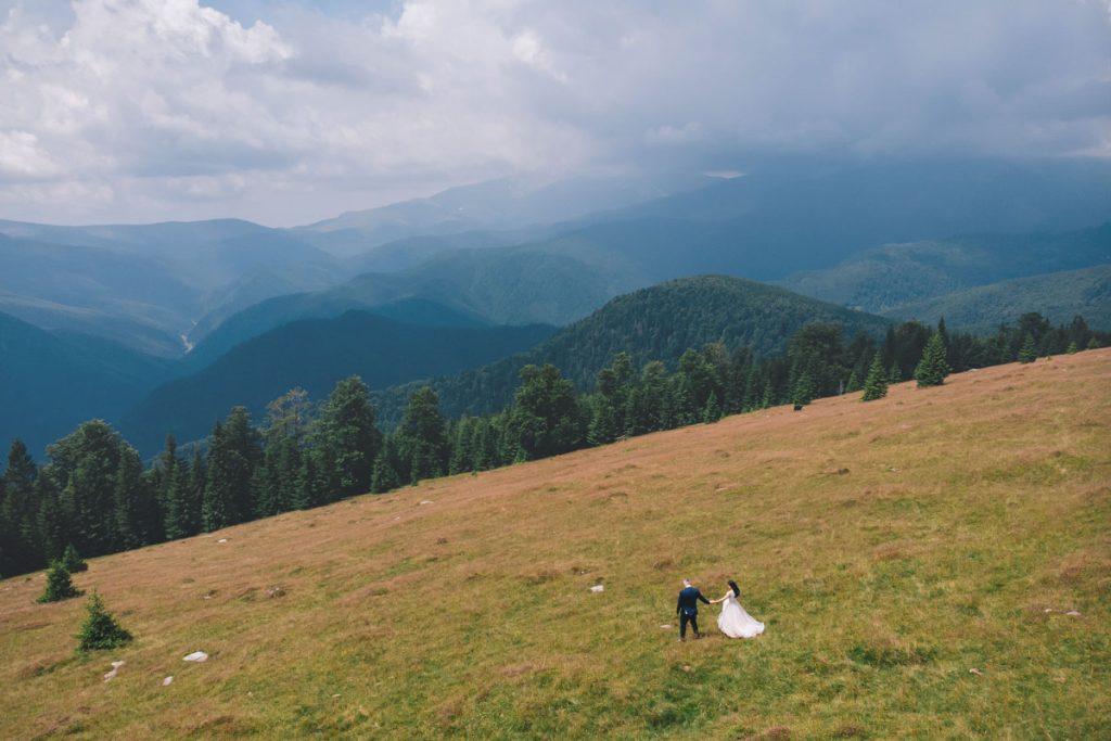 Alex coman fotograf nunta craiova sedinta foto wedding transalpina muntii parang