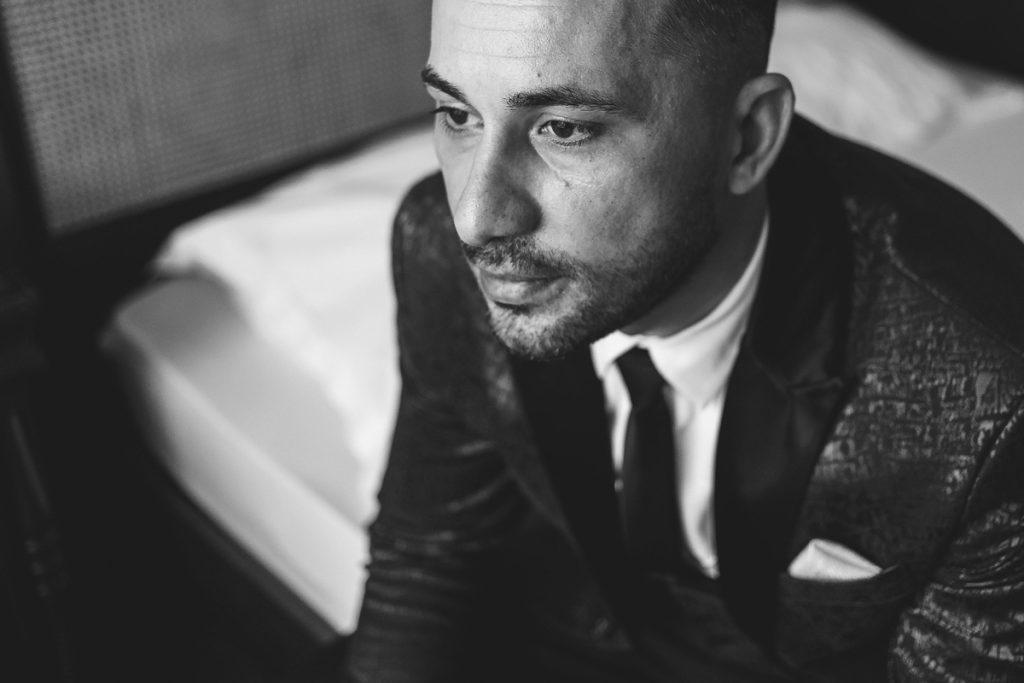 Alex Coman fotograf nunta slatina detalii ginere