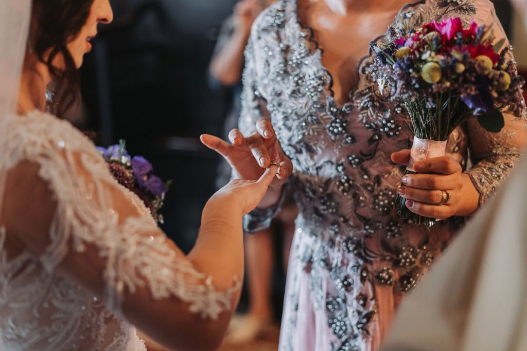 Alex Coman fotograf nunta craiova slujba religioasa