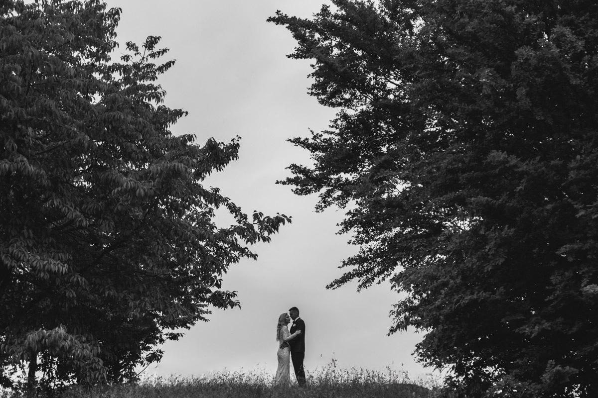 Alex Coman sedinta foto dupa nunta craiova